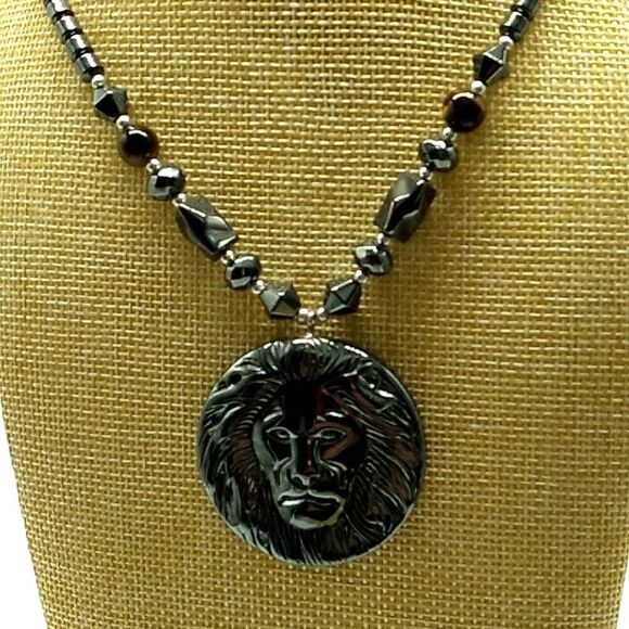 Men's/Unisex Hematite Beads & Lion's Head Pendant Necklace w/2 Cat's Eye Beads - Picture 8 of 14